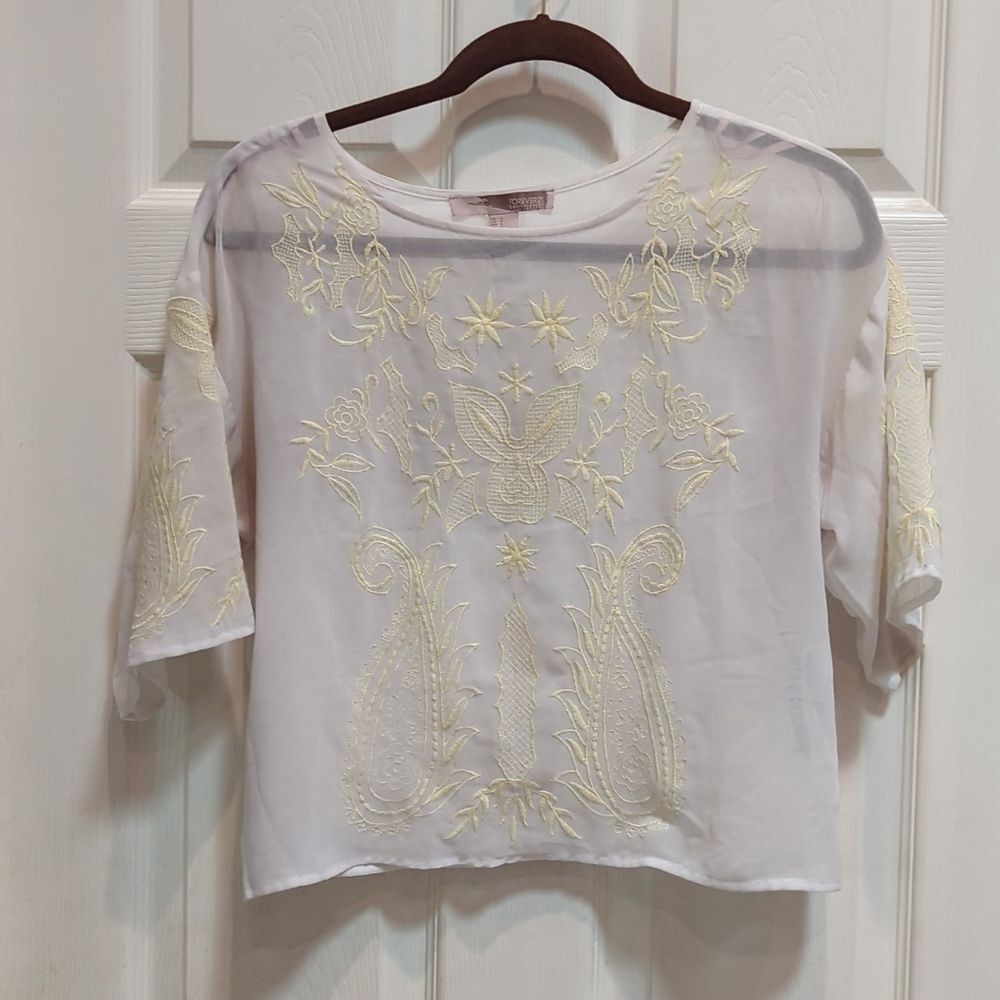 Forever 21 Contemporary Women's Sheer Paisley Embroidered Crop Top Sz S